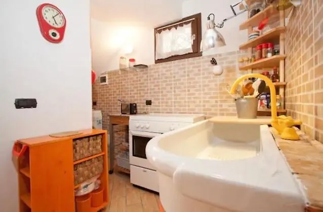Case Vacanza Cipriano Spacious Apartment And Cosy Studio Monolocale Torretta